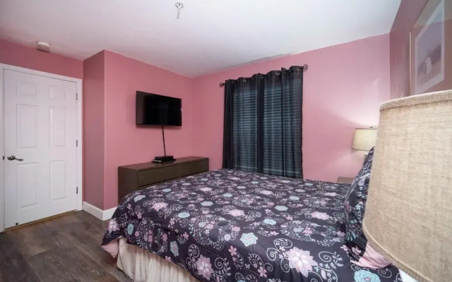 Waters Edge 207
