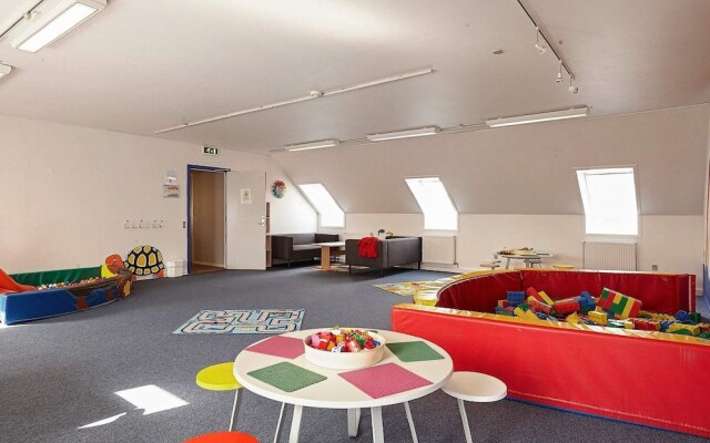 8 Person Holiday Home in Romo-by Traum