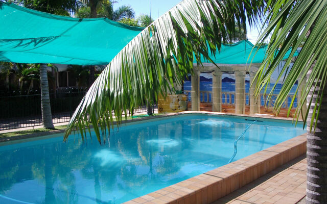 Palm Waters Holiday Villas