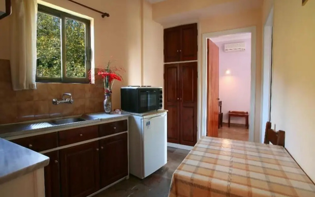 Alexis Apartments Benitses
