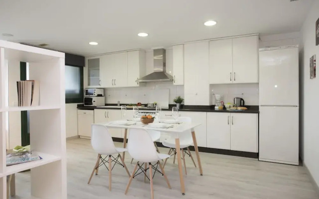 SingularStays Alameda