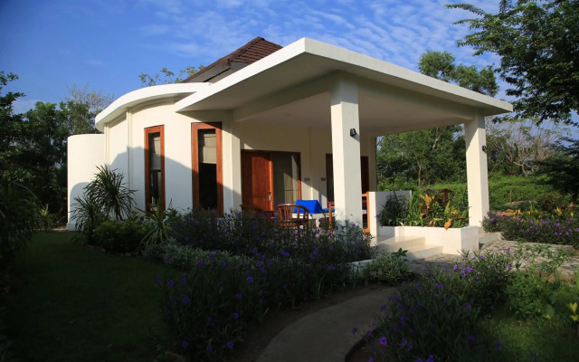 Puri Sari Beach Hotel