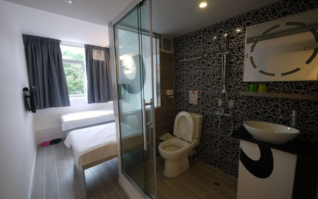 Panda's Hostel - Elegant