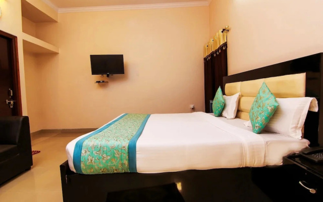 Garden Gates Inn by OYO Rooms