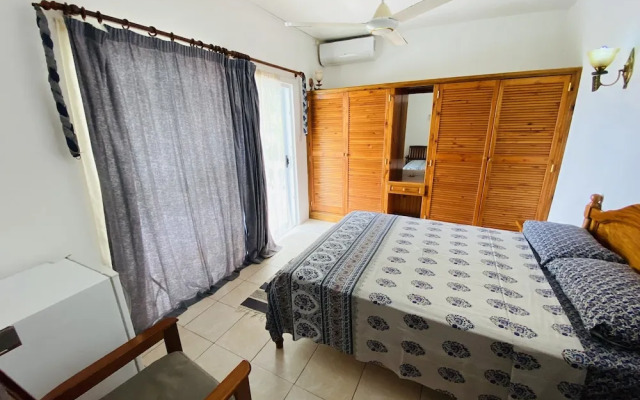 Oceanic View Apartments