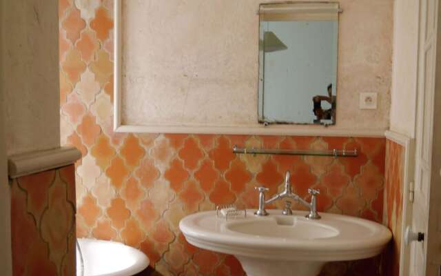 Beautiful Villa in Rayol-Canadel-sur-Mer near Sea