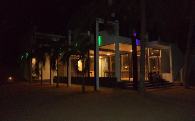 Saara Beach Hotel