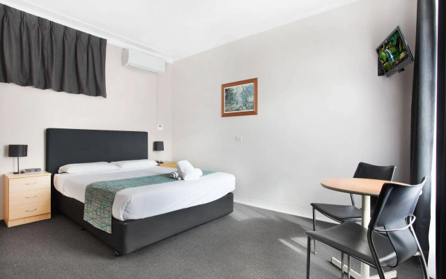 Gateshead Tavern Motel