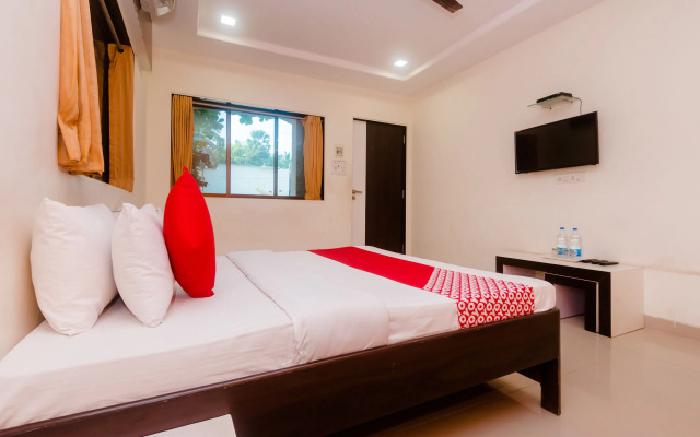 OYO 12693 Manori Resort