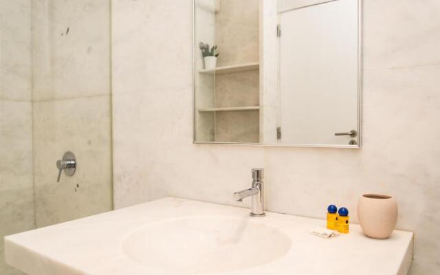 Charming and Central Apart - 350m from the beach