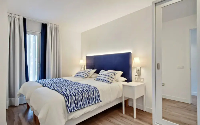 Carihuela Suites
