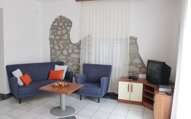 Apartments Neven