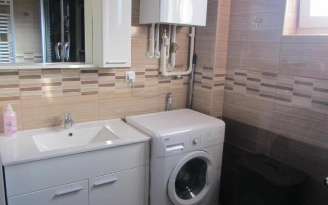 Apartment Domi Kvatric
