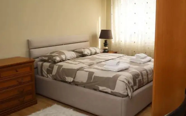 Kron s Apartment in Shkod r