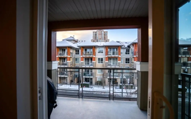 Downtown Condo at Waterscapes