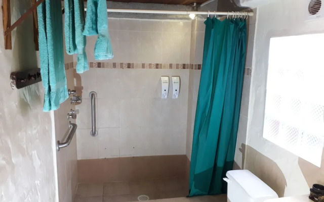 La Barquita Beach Hostel