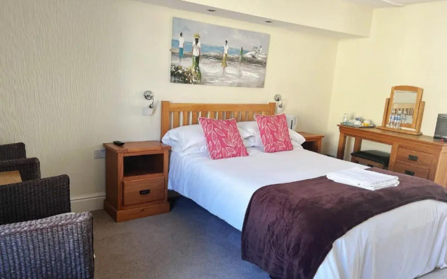 The Crown Hotel