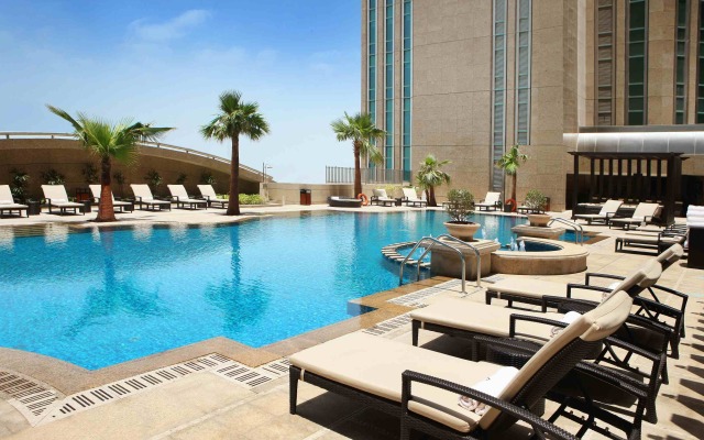 Sofitel Abu Dhabi Corniche Hotel