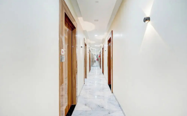 Fabhotel Lake View I