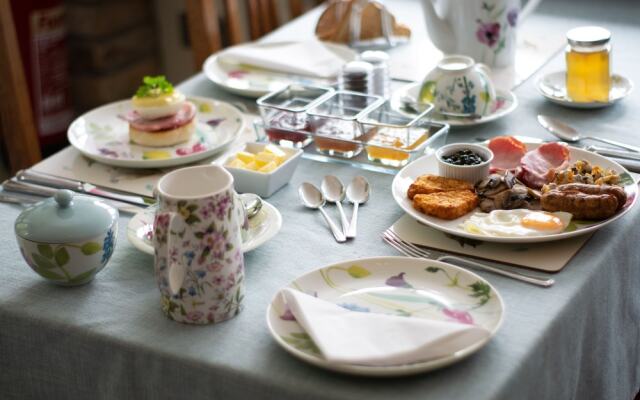 Pontyclerc Farm House B&B