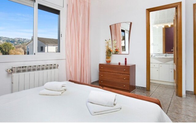 Apartment - 3 Bedrooms with Pool - 107533