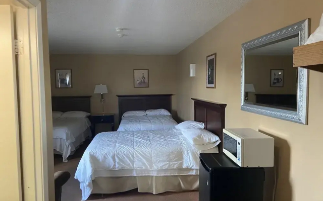 Caravan Inn Motel