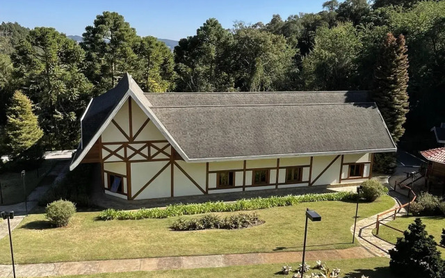 Quatre Saisons Residence