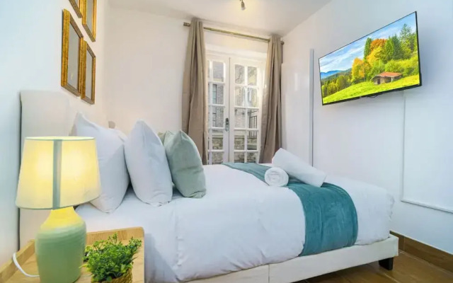 Angel x Kings Cross Rooms