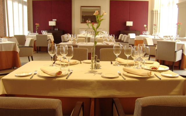 Intelier Airén Hotel