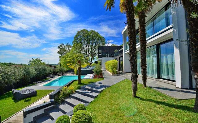 Extra Urbano - Lago di Garda - Adults Only