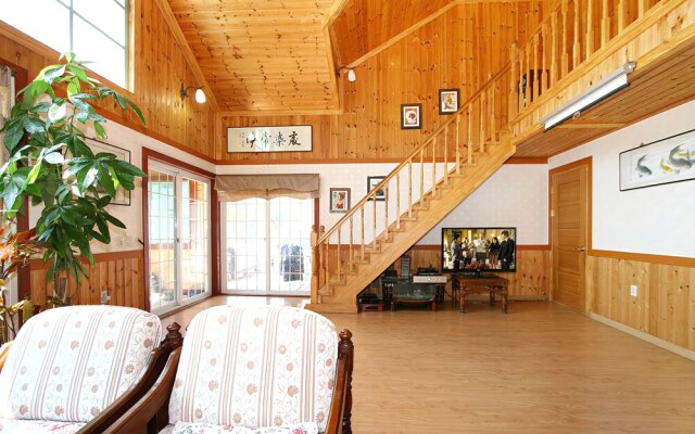 Pyeongchangwild Flower Theme Pension
