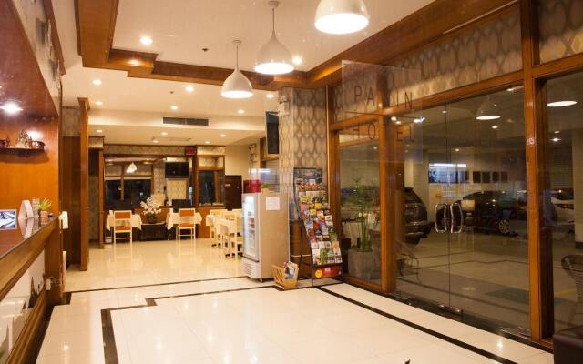 Fadragon Hotel