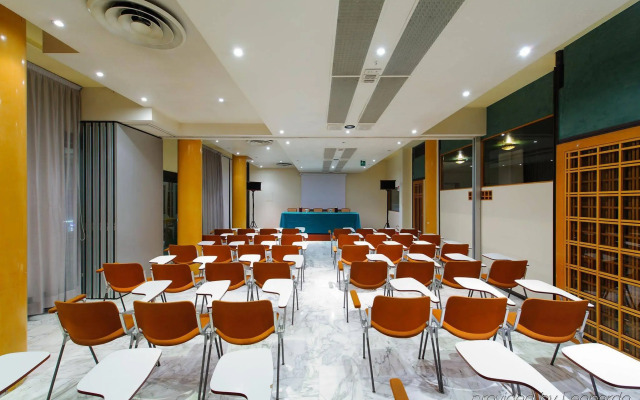 Admiral Art Hotel