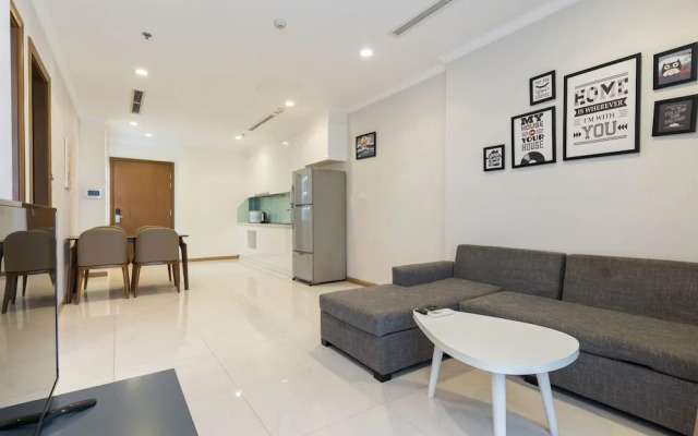 Luxury Landmark - Linh's Apartment