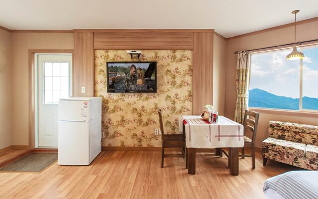 Jecheon Marine Hill Pension