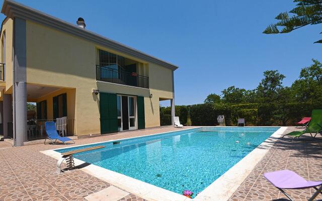 Holiday home with private pool, Florida