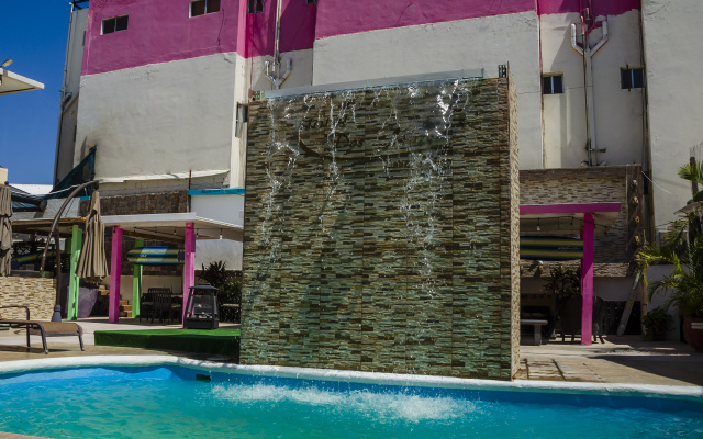 Capital O Hotel Dos Mares, Cabo San Lucas