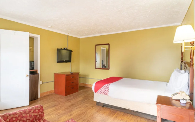 OYO Hotel Rowland I-95