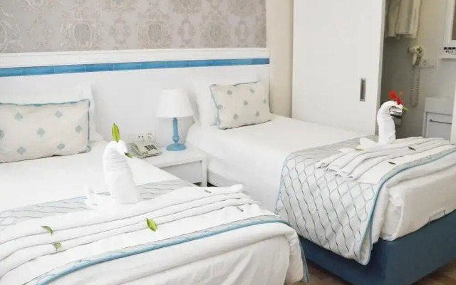 A Warmly Welcome Home to Star Holiday Hotel 34