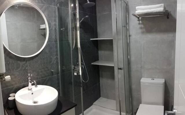 Exclusive 3 Bedroom Beach Apartment