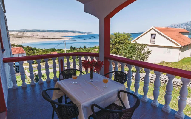 Five-Bedroom Holiday Home in Rovanjska