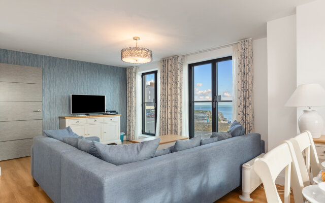 Apartment 8 Waterstone House - Luxury Apartment Sea Views Pet Friendly