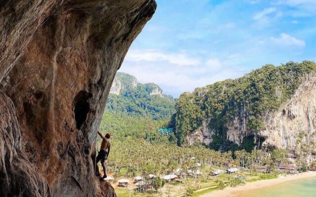 Tinidee Hideaway Tonsai Beach Krabi (SHA Extra Plus)