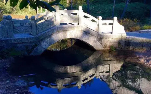 Tianzhushanzhoujiazhuangyuanjiudian