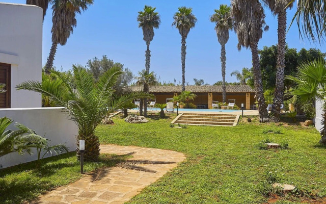 Villa Nika