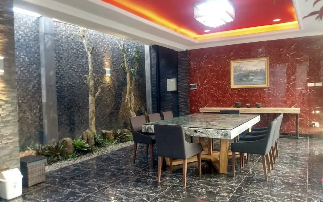 Villa Jaran Jingkrak - Hostel