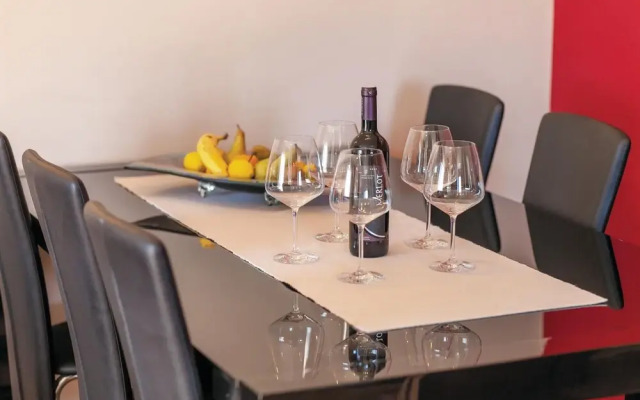 Awesome Home in Kastel Gomilica With Wifi and 3 Bedrooms