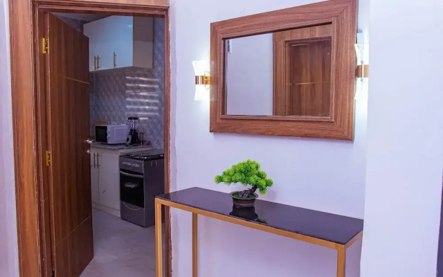 TM Luxe Stays Apartment