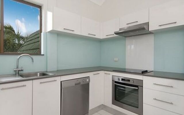 6/34 Lawson Street - Balcony on Lawson