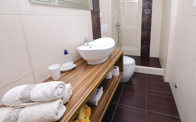Beautiful Home in Jadranovo With Wifi and 3 Bedrooms